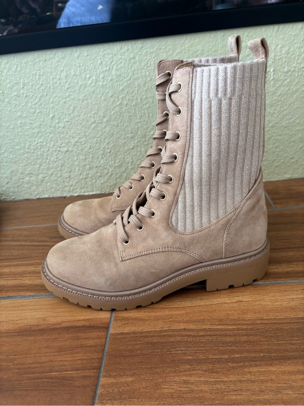 Sam Edelman Lydell Combat Boot Leather Beige Suede Leather / Knit Uppers Size: 6